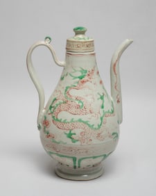 Chinese Red & Green Glazed Porcelain Pot