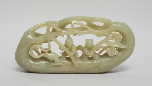 Collectible Chinese Jade Table Sculpture