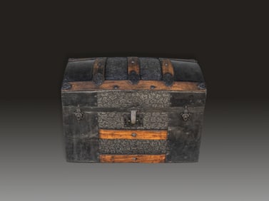 Large Victorian Wood Treasure Box