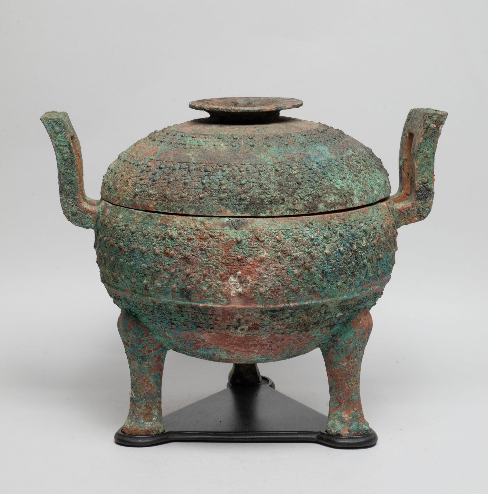 Large Chinese Bronze Covered Pot (1 of 11)