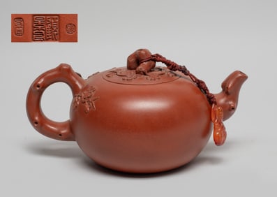 Chinese Export Yixing Zisha Tea Pot