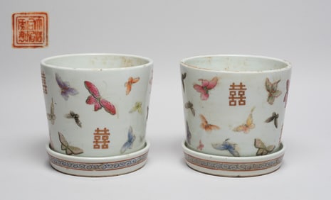 Pair Chinese Famille Rose Porcelain Flower Pots