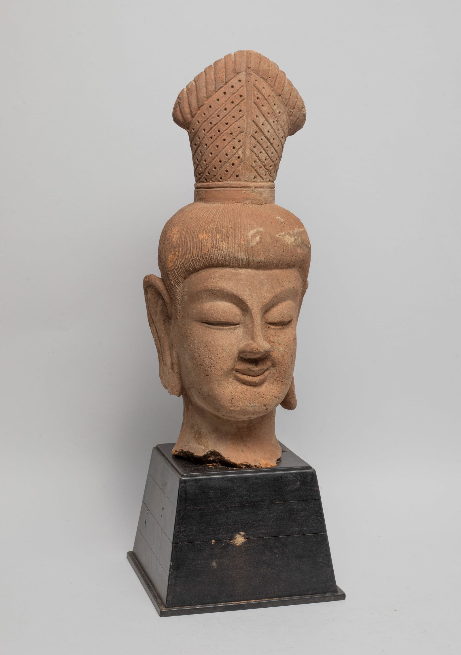 Large Chinese Pottery Sculpture of Head (1 of 14)