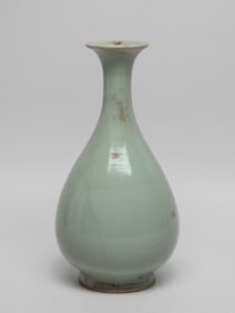 Chinese Longquan Porcelain Vase
