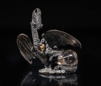 Metal Winged Dragon w/ Crystal Egg