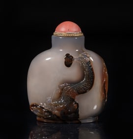 Chinese Shadow Agate Snuff Bottle