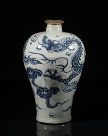 Chinese Shipwreck Type Porcelain Lamp Vase