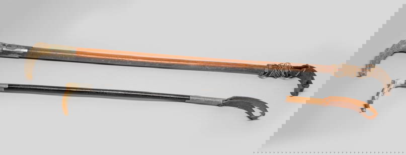 Two Antique/ Vintage Horse Whip: Two antique / vintage horse whips. Approx. 26.6 inch (longer).