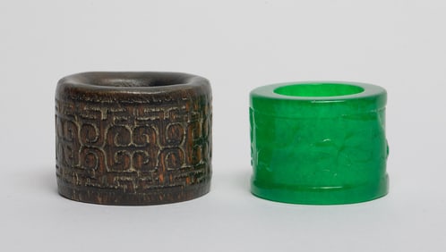 Two Chinese Export Thumb Rings