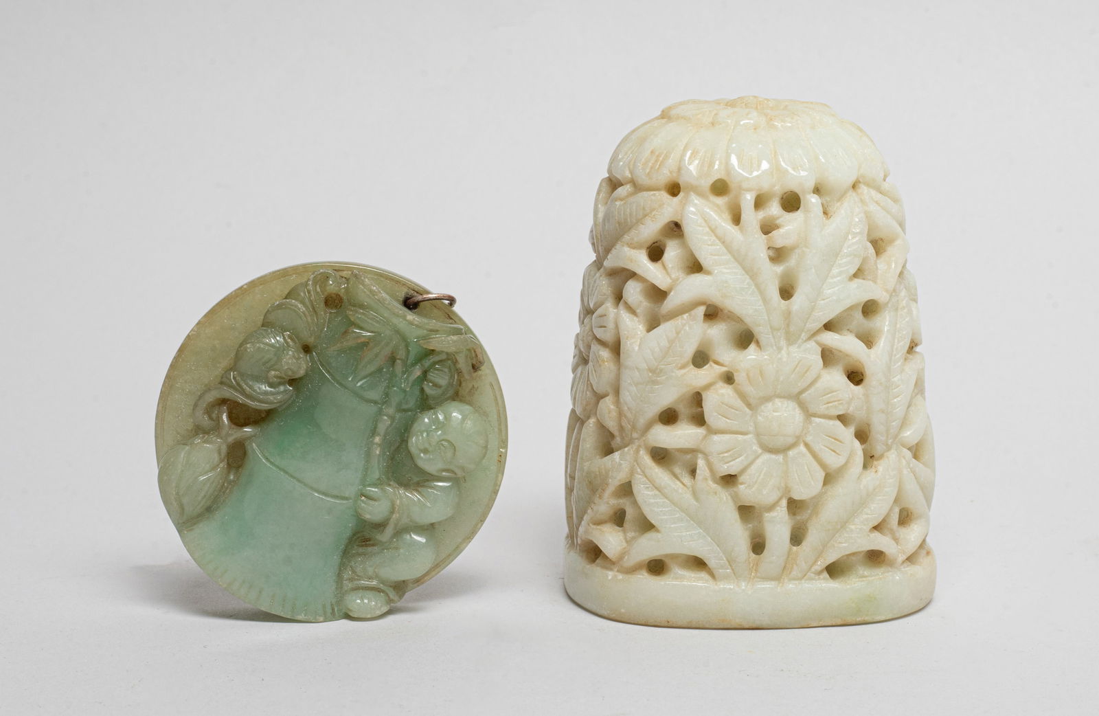 Two Chinese Jade Sculpture & Plaque (1 of 11)