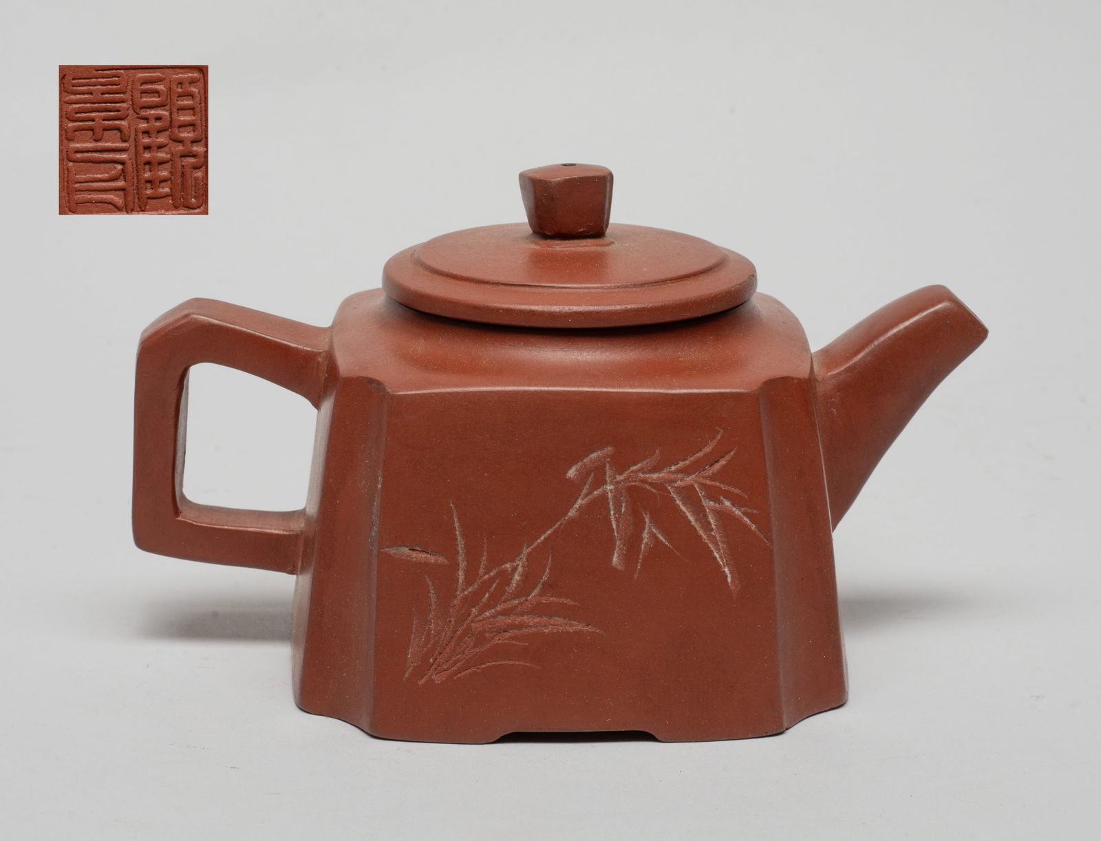 Chinese Export Yixing Zisha Tea Pot (1 of 11)