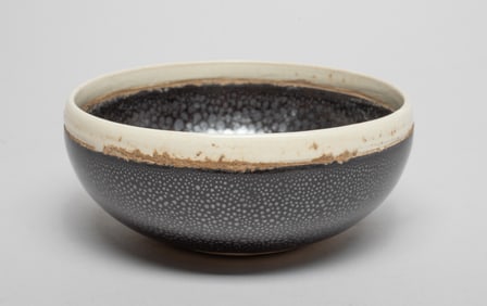 Chinese Export Porcelain Tea Bowl