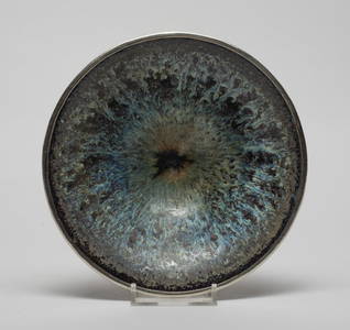 Chinese Export Jizhou Ware Porcelain Tea Bowl