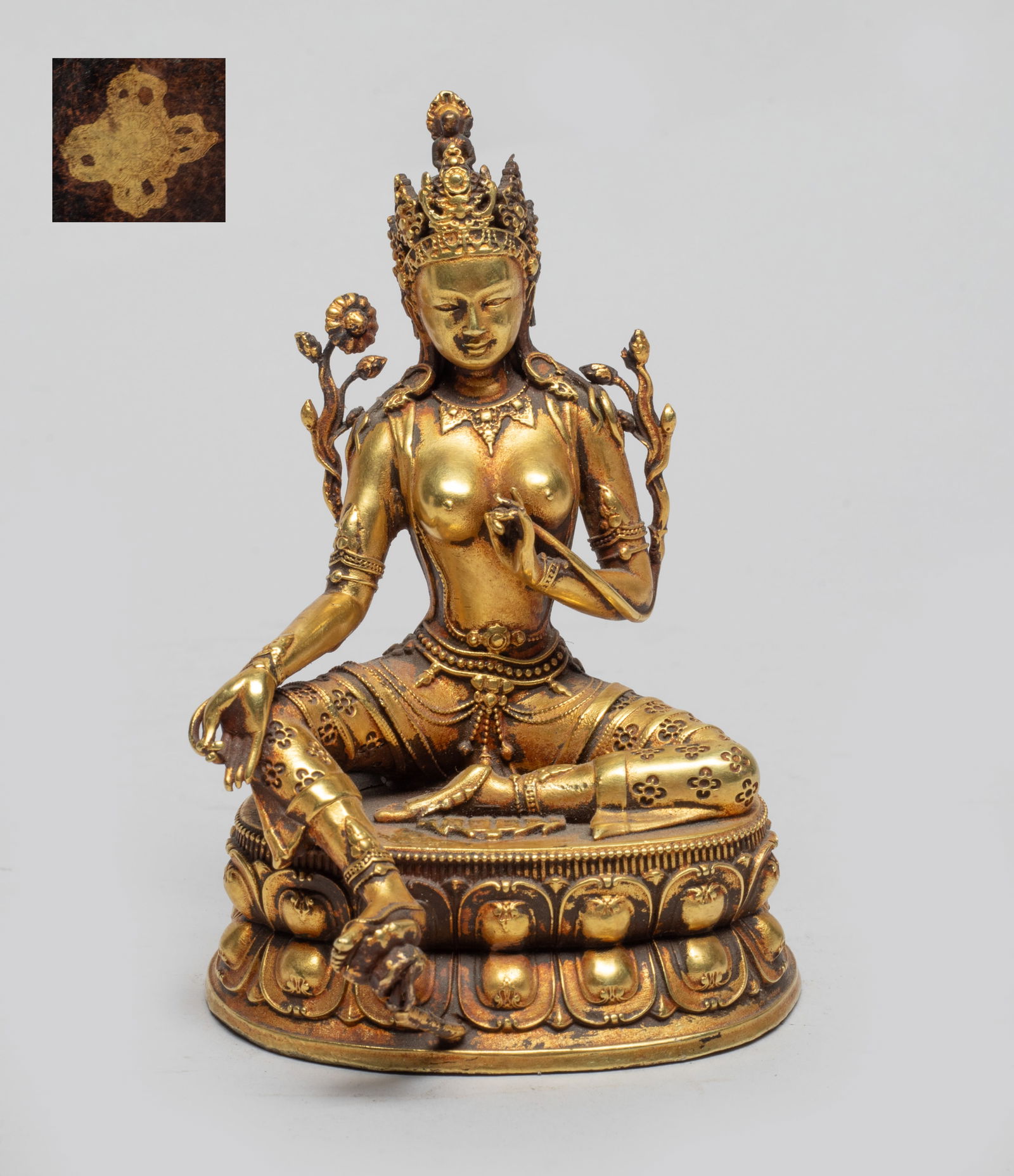 Chinese Gilt Bronze Sculpture of Buddha (1 of 11)