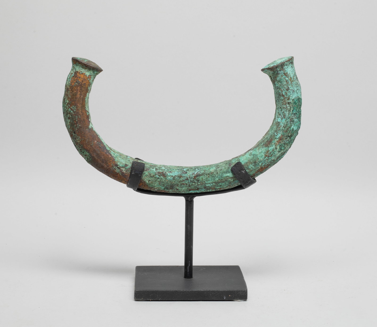 Antique African Queen Manilla on Stand: Antique U-shaped African Manilla style sculpture with stand. Approx. 8.5*8.2*3 inch (w/ stand).
