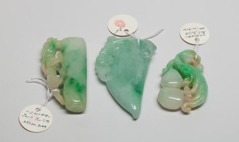 Set Chinese Export Jade Jadeite Pendant