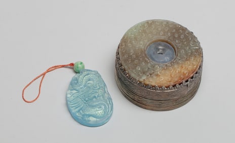 Chinese Aquamarine Pendant w/ Jade Metal Box