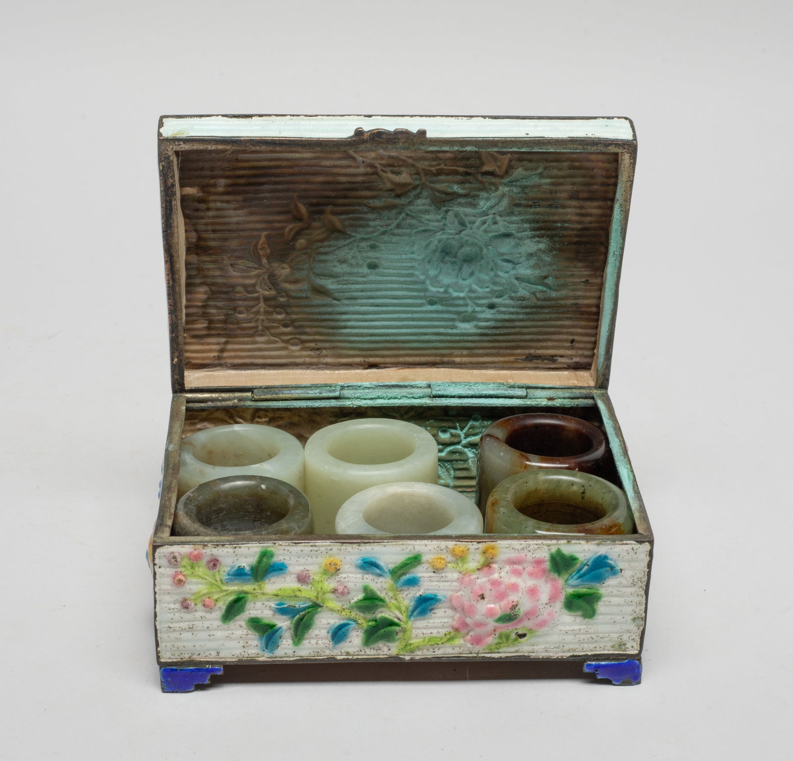Chinese Jade Thumb Rings w/ Enameled Box (1 of 11)
