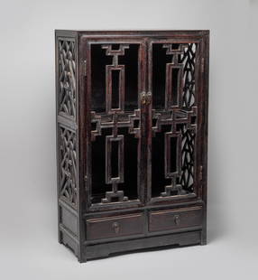 Estate Chinese Wood Table Cabinet: Collectible Chinese wood carved table cabinet, the narrow sides carved in openwork with bamboo pattern. Approx. 25.1*15.7*7.9 inch.