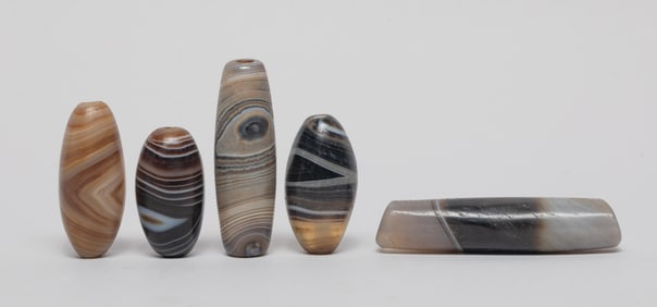 Estate Asian Banded Agate Beads