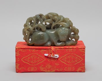 Chinese Russet Jade Table Sculpture