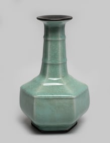 Chinese Export Longquan Porcelain Vase