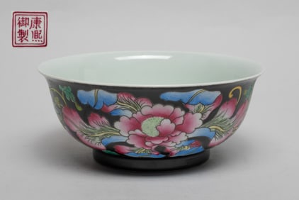 Estate Chinese Famille Rose Porcelain Bowl