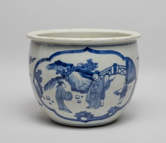 Collectible Chinese Large Porcelain Pot