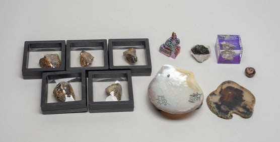 Estate Amber, Garnet, Pearl Decors