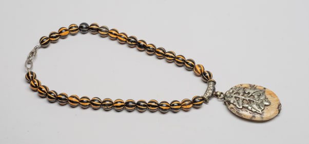 Estate Banded Bead Necklace w/ Pendant