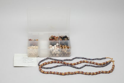 Set World Trade Beads Collections