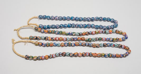 Estate World Trade Glass Eye Beads