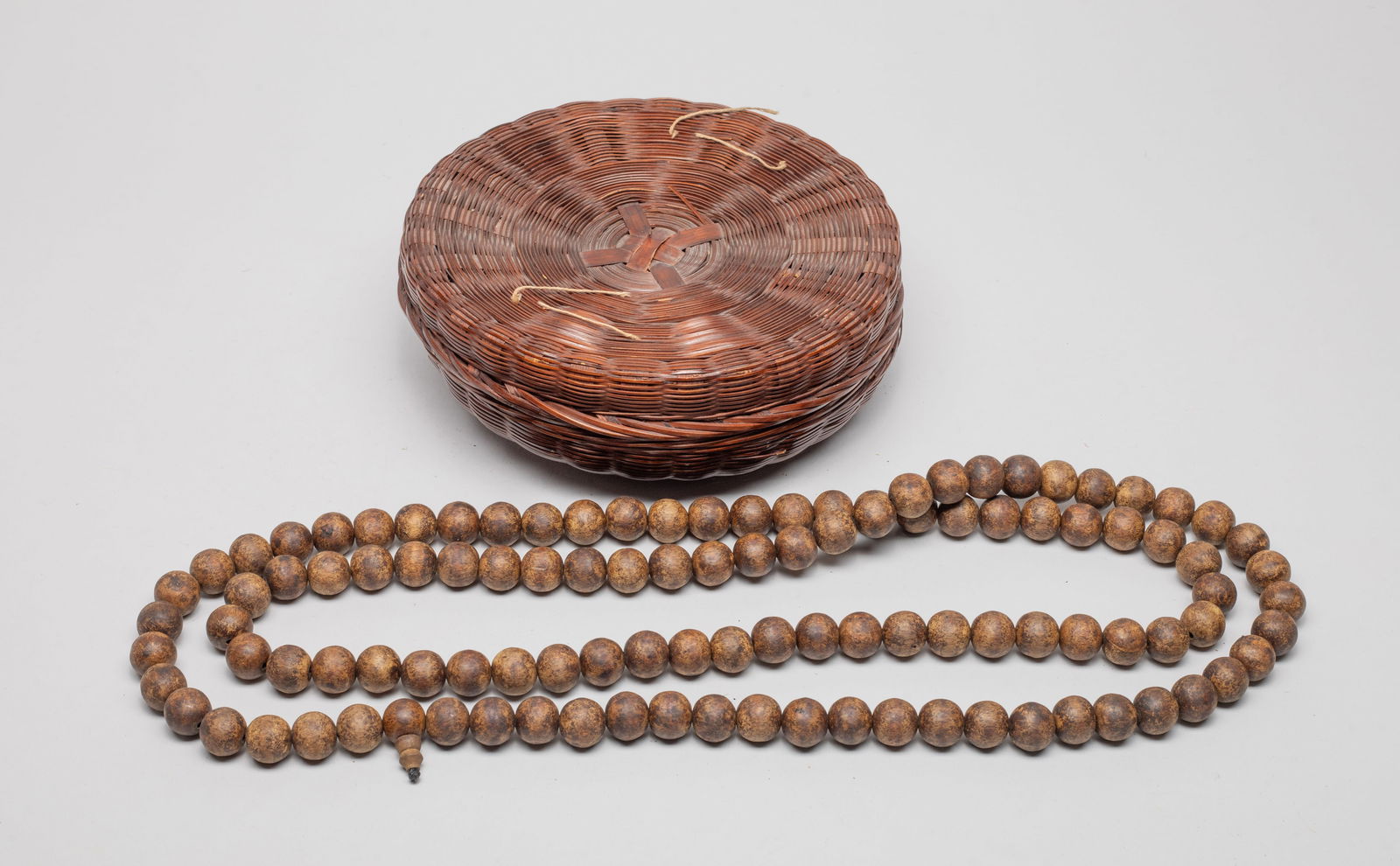 Chinese Export Agarwood Necklace (1 of 12)