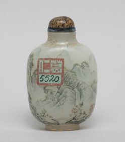 Chinese Peiking Glass Snuff Bottle