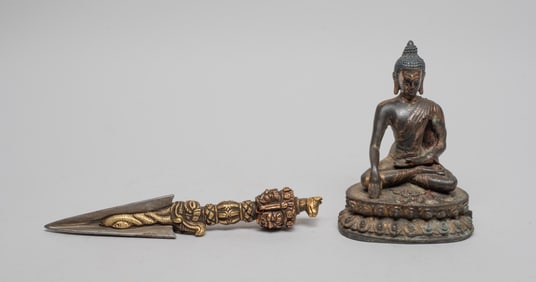 Estate Chinese Bronze Buddha, Vajra