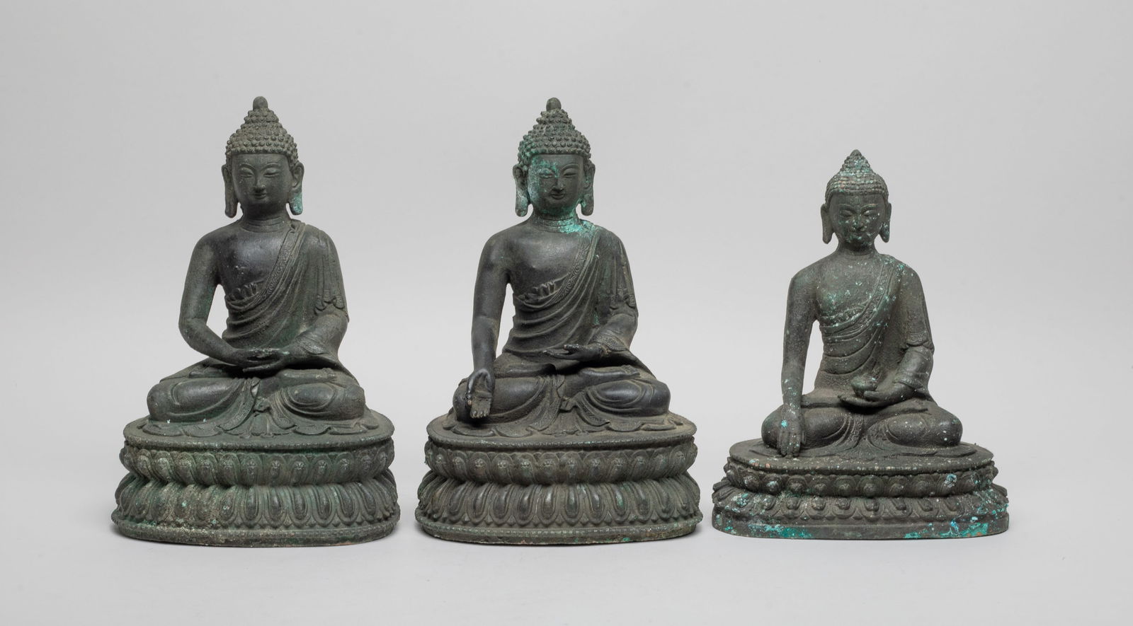 Set Chinese Bronze Sculptures of Buddha (1 of 10)