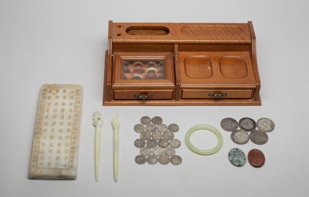 Estate Chinese Export Fengshui Coins, Decors