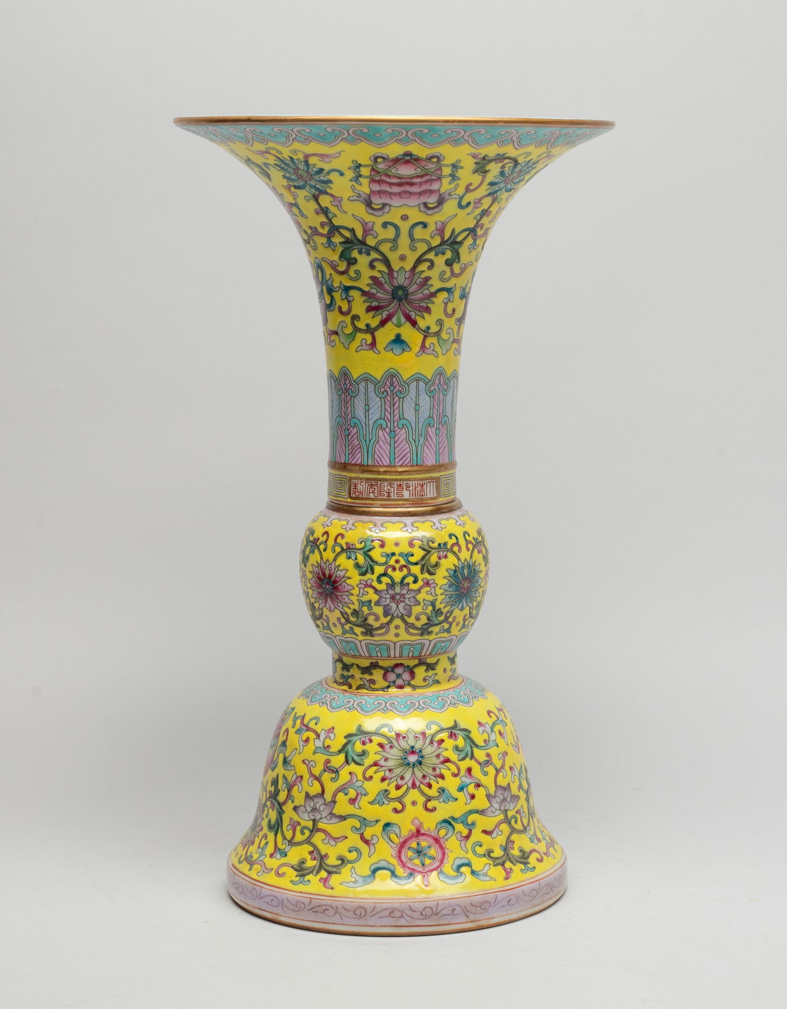 Tall Chinese Export Porcelain Vase (1 of 16)