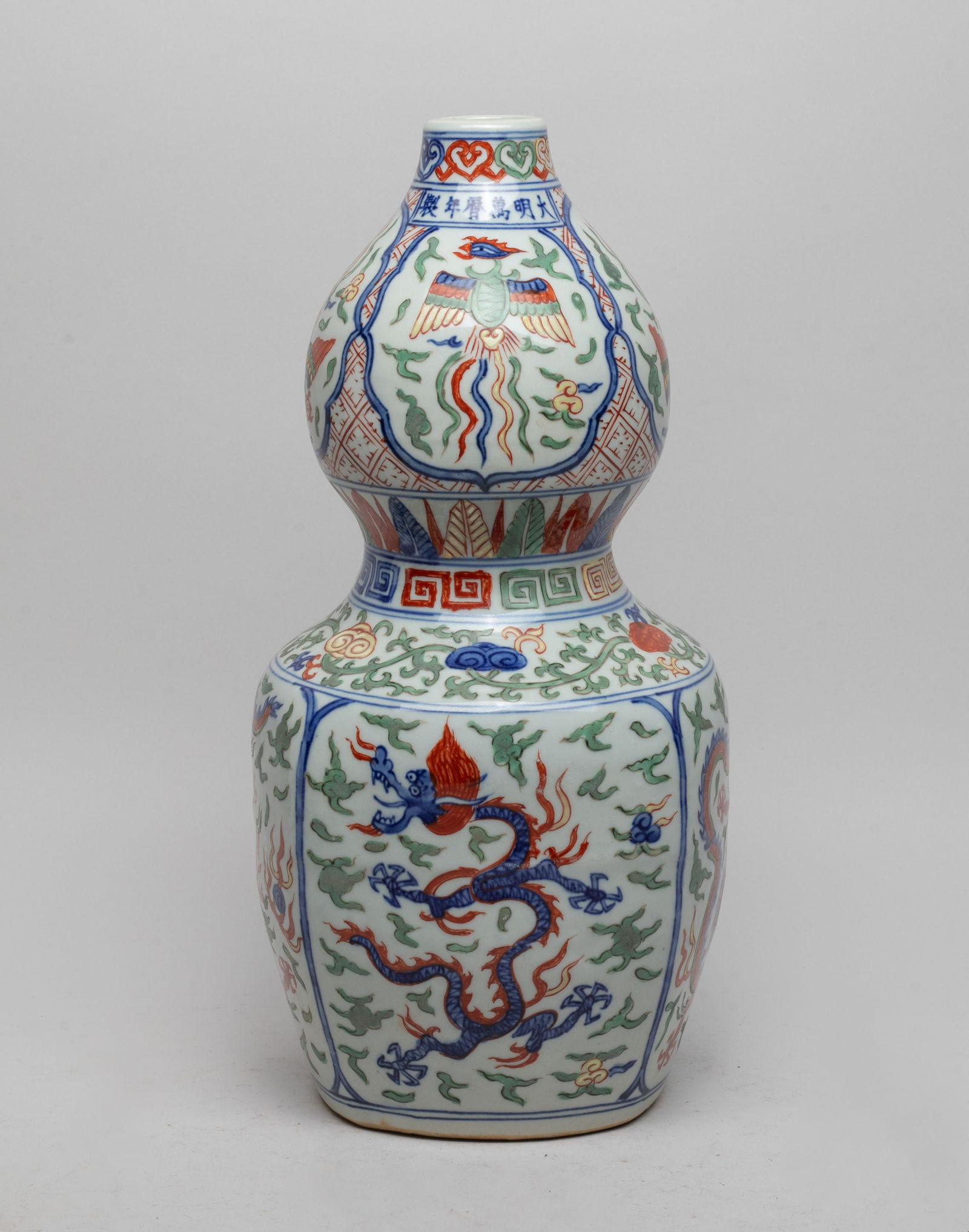 Large Chinese Export Porcelain Gourd Vase (1 of 15)