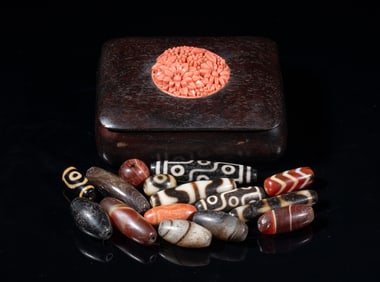 Box of Chinese/ Tibetan Dzi, Agate Beads