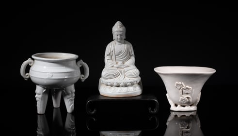 Set Chinese Blanc De Porcelain Sculptures
