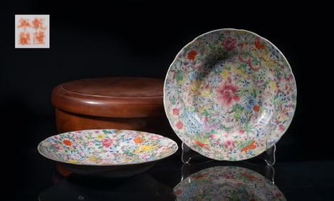 Estate Two Chinese Export Porcelain Plates