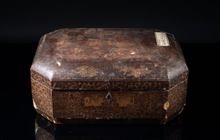 Large Chinese Export Lacquer Box