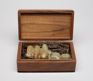 Chinese Export Russet Jade Buddha