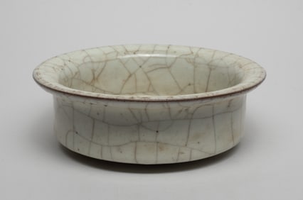 Estate Chinese Kuan Ware Porcelain Washer