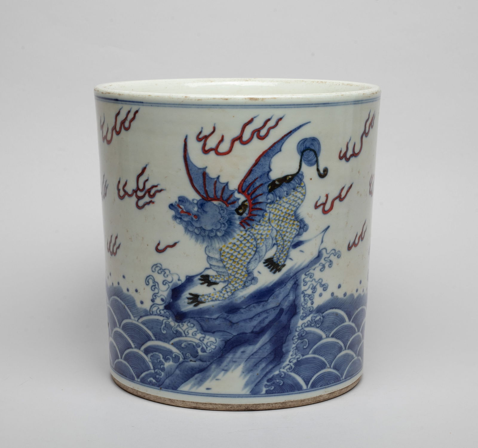Chinese Export Large Porcelain Brush Pot (1 of 11)