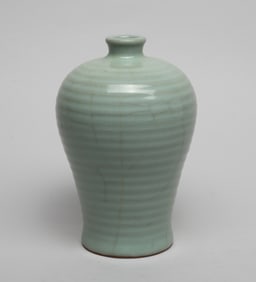 Estate Chinese Export Porcelain Vase