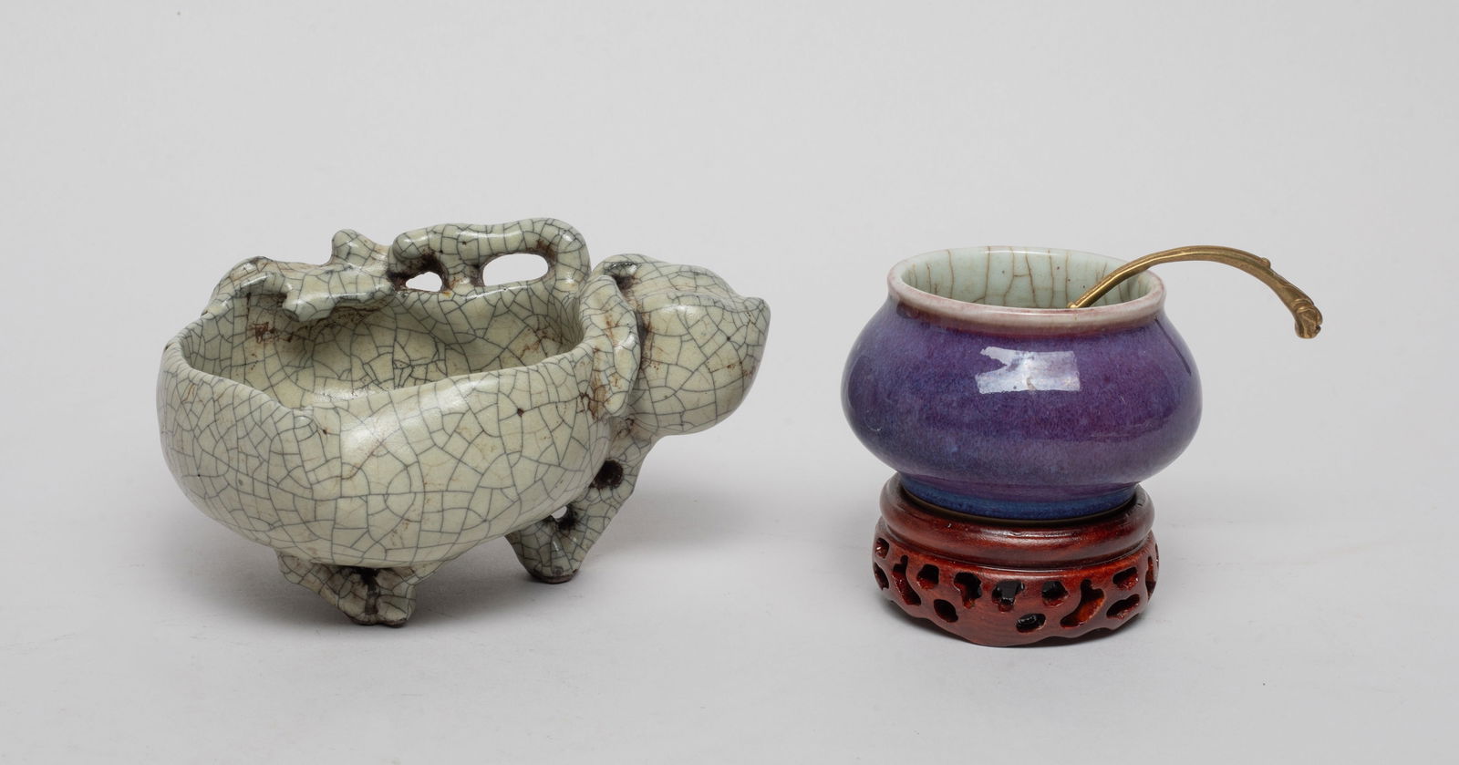 Chinese Porcelain Washer & Water Pot (1 of 9)