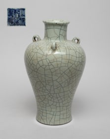 Chinese Crackle Glazed Porcelain Vase