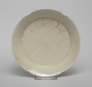 Chinese Ding Ware Porcelain Plate/ Dish
